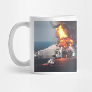 Deepwater Horizon oil rig fire (C006/4096) Mug